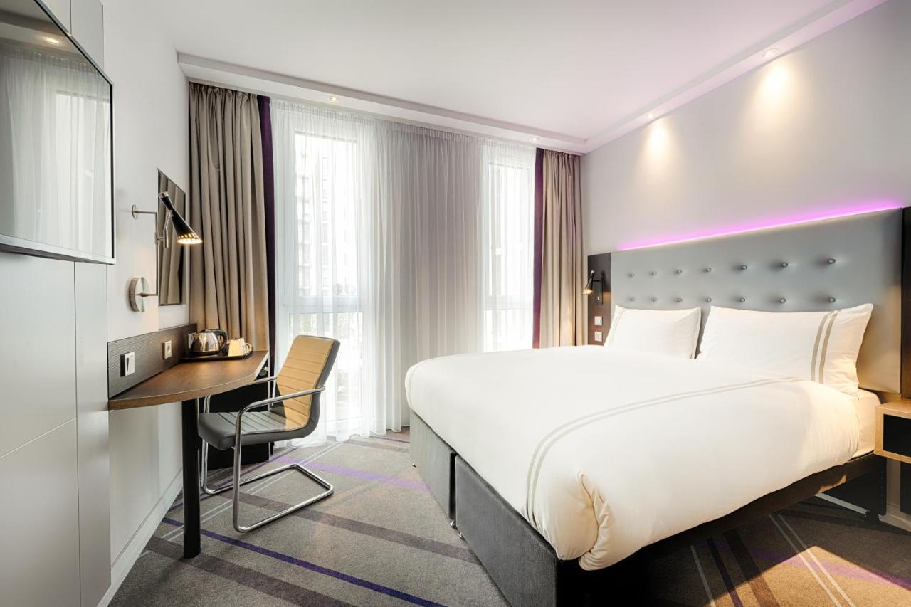 Premier Inn Berlin Alexanderplatz エクステリア 写真